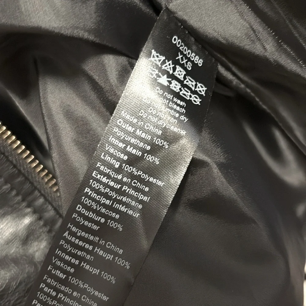 NWT [City Chic] Biker Moto Black w/ Gold Zip-Up Leather Jacket Coat Women’s 12 - Picture 14 of 15
